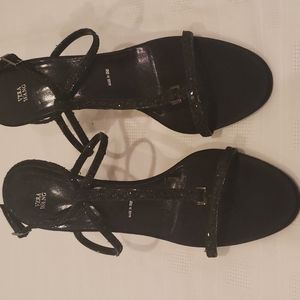 VERA WANG, Sandle Black Evening